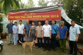 TRAO NHÀ TÌNH NGHĨA NGÃ BẢY - HẬU GIANG